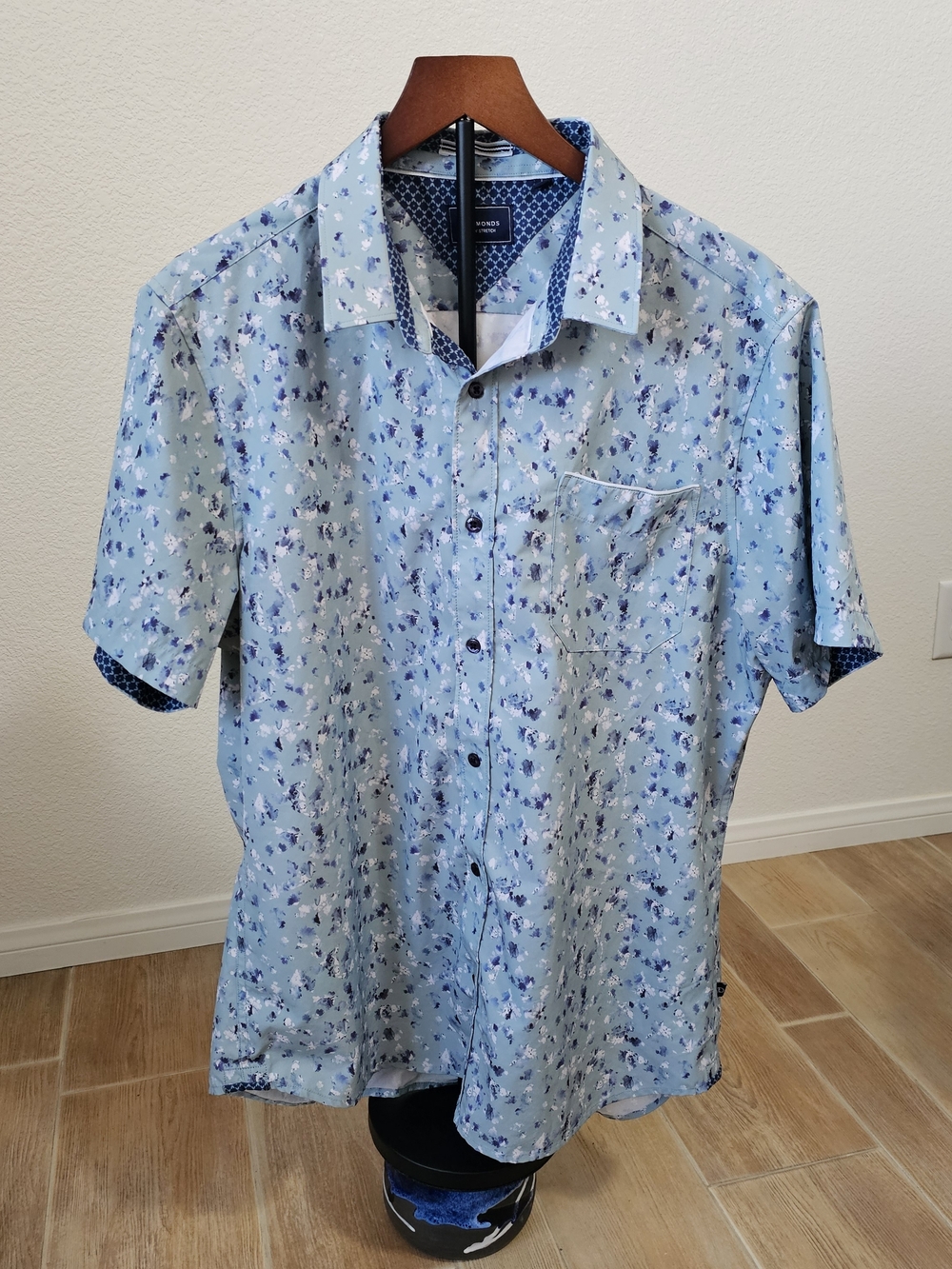 7 Diamonds 4-Way Stretch Short-Sleeve Button-Down Shirt, Men's Large